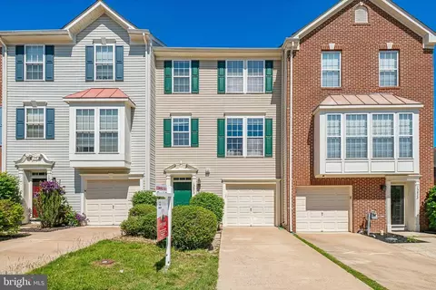 15823 Bobolink Dr, Woodbridge, VA 22191