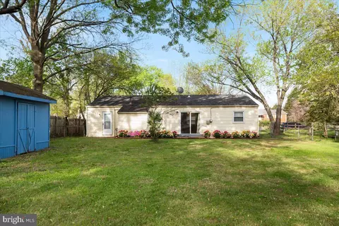Exterior - 7905 Lomond Ct, Manassas, VA 20109 photo 3 of 6