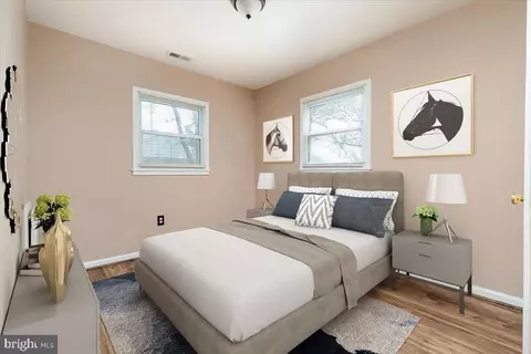 Bedroom - 7905 Lomond Ct, Manassas, VA 20109 photo 3 of 3