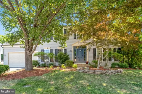 17701 Avenel Ln, Dumfries, VA 22026
