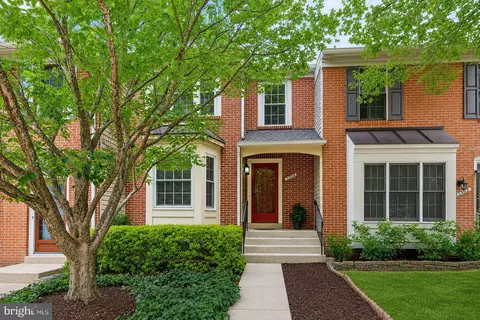 3304 Shearwater Ct, Woodbridge, VA 22192