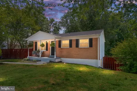 4521 Kingsley Rd, Woodbridge, VA 22193