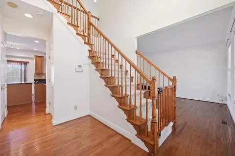 Entry Way - 3311 Mccorkle Ct, Triangle, VA 22172 photo 1 of 5