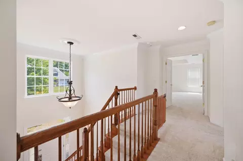 Entry Way - 3311 Mccorkle Ct, Triangle, VA 22172 photo 2 of 5