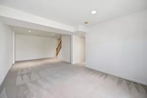 Living - 3311 Mccorkle Ct, Triangle, VA 22172 photo 11 of 12