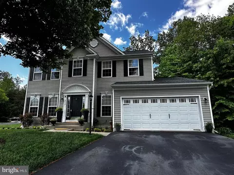 5739 Fincastle Dr, Manassas, VA 20112