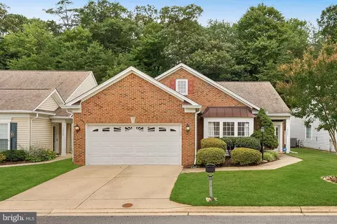12356 Grantley Ct, Woodbridge, VA 22192