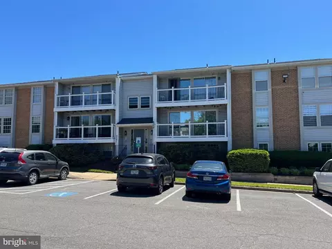 3381 Yost Ln #103, Dumfries, VA 22026