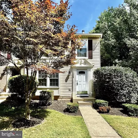 12988 Augustus Ct, Woodbridge, VA 22192