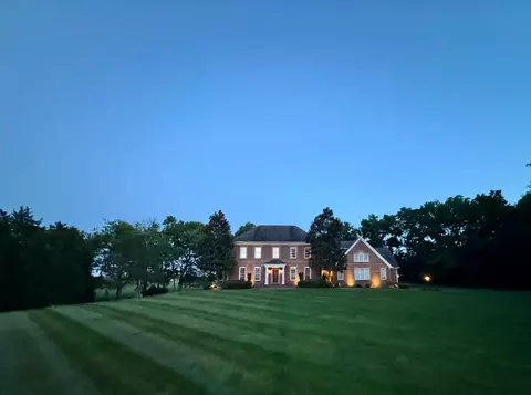 13901 Shelter Manor Dr, Haymarket, VA 20169