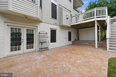 Exterior - 18620 Kerill Rd, Triangle, VA 22172 photo 8 of 12