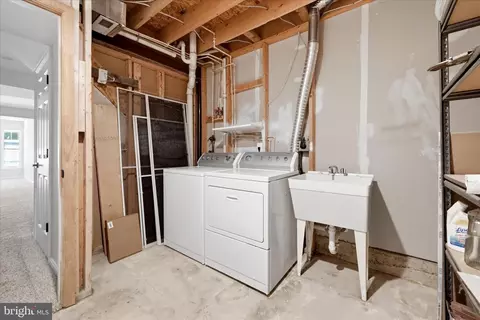 Other - 8972 Benchmark Ln, Bristow, VA 20136 photo 16 of 18