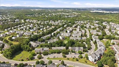 View/Area - 8972 Benchmark Ln, Bristow, VA 20136 photo 8 of 11