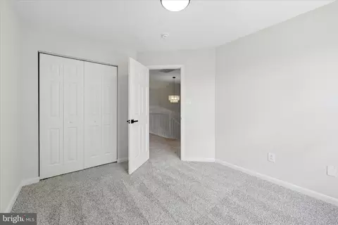 Entry Way - 8972 Benchmark Ln, Bristow, VA 20136 photo 7 of 7