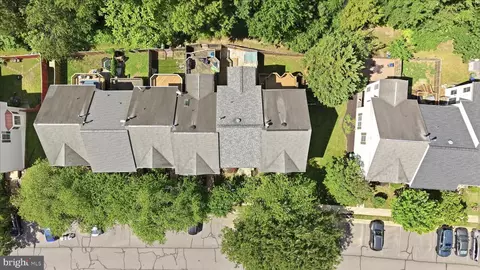 View/Area - 8972 Benchmark Ln, Bristow, VA 20136 photo 9 of 11