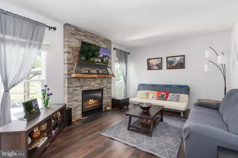 Other - 3722 Katie Pl, Triangle, VA 22172 photo 2 of 5