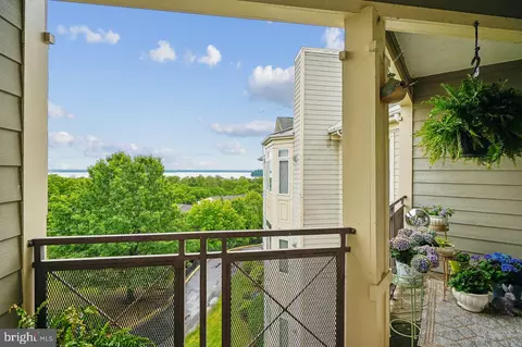1601 Ladue Ct #402, Woodbridge, VA 22191
