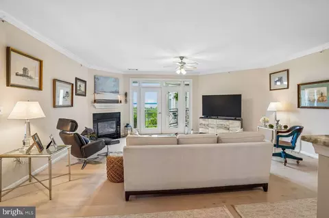 1601 Ladue Ct #402, Woodbridge, VA 22191