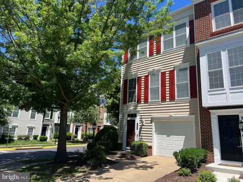 2114 Ivy Stone Pl, Woodbridge, VA 22191