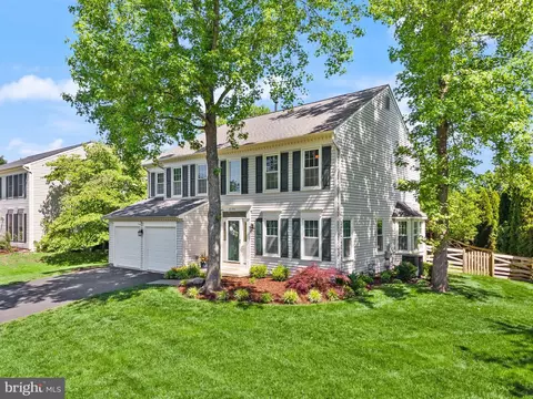 8190 Lone Oak Ct, Manassas, VA 20111