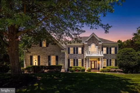 5958 Cody Spring Pl, Haymarket, VA 20169