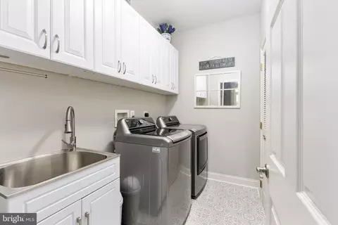 Other - 6943 Cumberstone Pl, Gainesville, VA 20155 photo 5 of 9