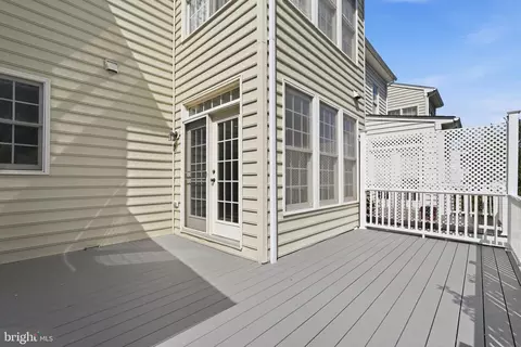 Exterior - 6830 Witton Cir, Gainesville, VA 20155 photo 3 of 5