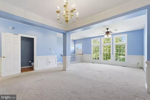 Living - 6830 Witton Cir, Gainesville, VA 20155 photo 1 of 5