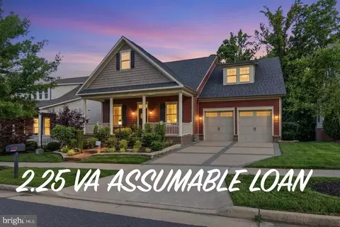 2208 Potomac River Blvd, Dumfries, VA 22026