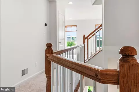 Entry Way - 9227 Ribbon Falls Loop, Bristow, VA 20136 photo 13 of 16