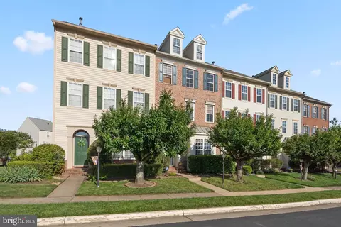 Exterior - 9227 Ribbon Falls Loop, Bristow, VA 20136 photo 2 of 4