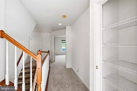 Entry Way - 9227 Ribbon Falls Loop, Bristow, VA 20136 photo 15 of 16