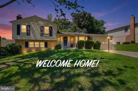 11866 Catoctin Dr, Woodbridge, VA 22192