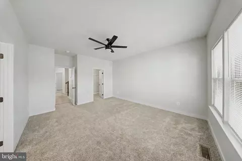 Entry Way - 18109 Red Cedar Rd, Dumfries, VA 22026 photo 13 of 20