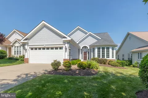Exterior - 6845 Saddle Run Way, Gainesville, VA 20155 photo 4 of 12