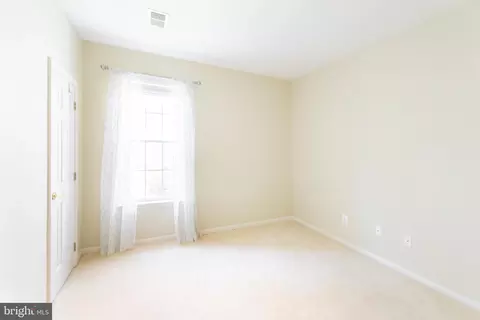 Bedroom - 6845 Saddle Run Way, Gainesville, VA 20155 photo 2 of 4