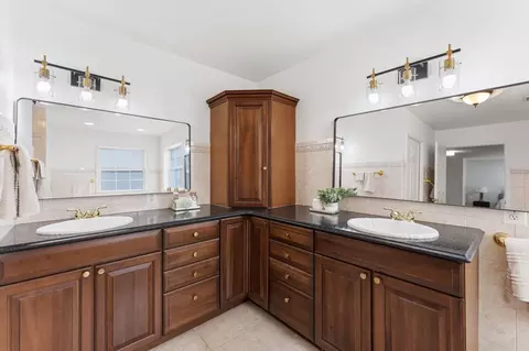 Bath - 4740 Angus Dr, Gainesville, VA 20155 photo 1 of 6