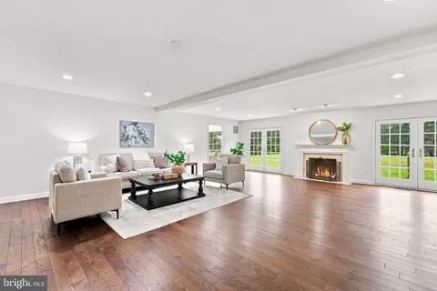 Living - 4740 Angus Dr, Gainesville, VA 20155 photo 1 of 9