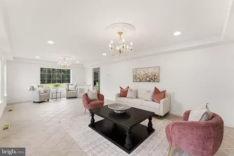 Living - 4740 Angus Dr, Gainesville, VA 20155 photo 1 of 11