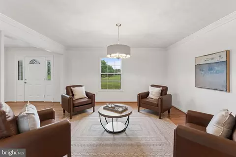 Living - 4740 Angus Dr, Gainesville, VA 20155 photo 5 of 11
