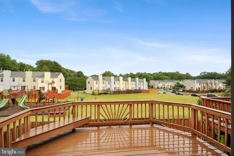 Exterior - 14736 Winding Loop, Woodbridge, VA 22191 photo 3 of 3