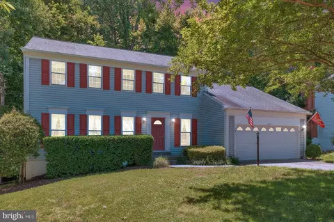 11837 Parliament Dr, Woodbridge, VA 22192