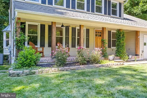 Exterior - 6153 River Forest Dr, Manassas, VA 20112 photo 5 of 15