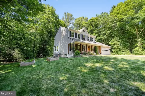 Exterior - 6153 River Forest Dr, Manassas, VA 20112 photo 4 of 15