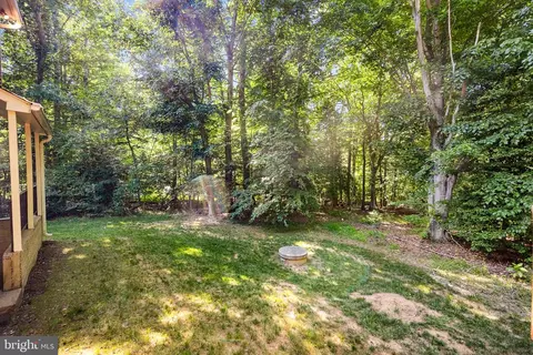 Exterior - 6153 River Forest Dr, Manassas, VA 20112 photo 13 of 15