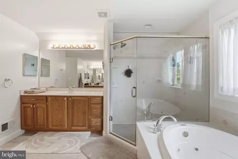 Bath - 13301 Dumfries Rd, Manassas, VA 20112 photo 1 of 3
