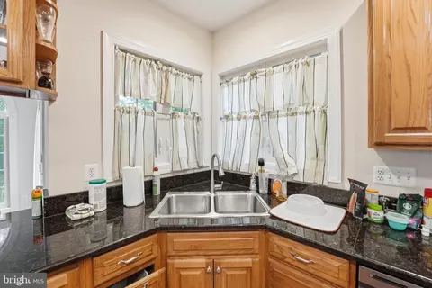 Kitchen - 13301 Dumfries Rd, Manassas, VA 20112 photo 5 of 5