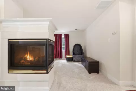 Entry Way - 13301 Dumfries Rd, Manassas, VA 20112 photo 4 of 4