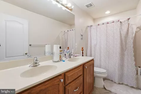 Bath - 13301 Dumfries Rd, Manassas, VA 20112 photo 2 of 3