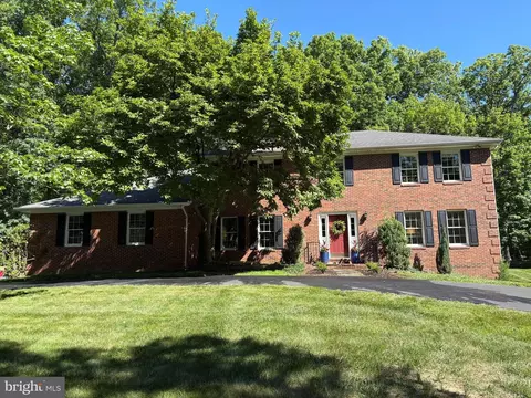 3400 Mountain Rd, Haymarket, VA 20169